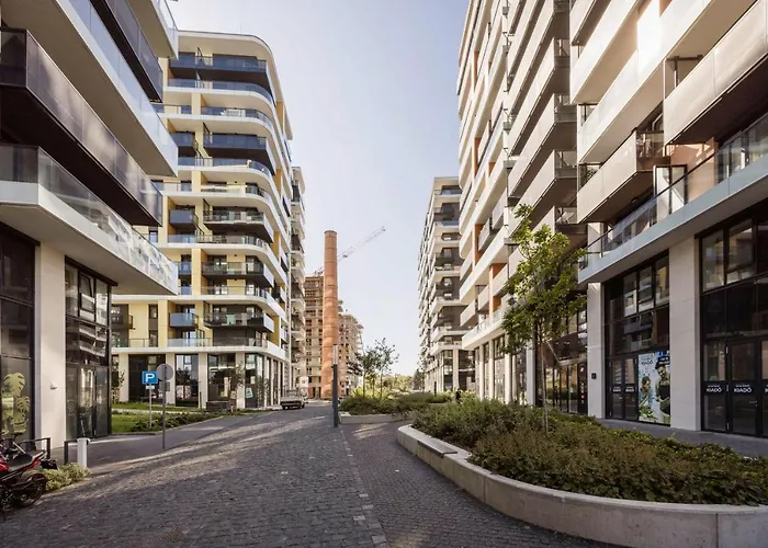 Modern Riverside Studio With Free Parking