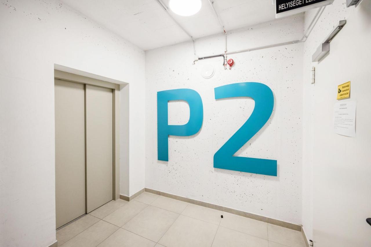 Modern Riverside With Free Parking Apartment